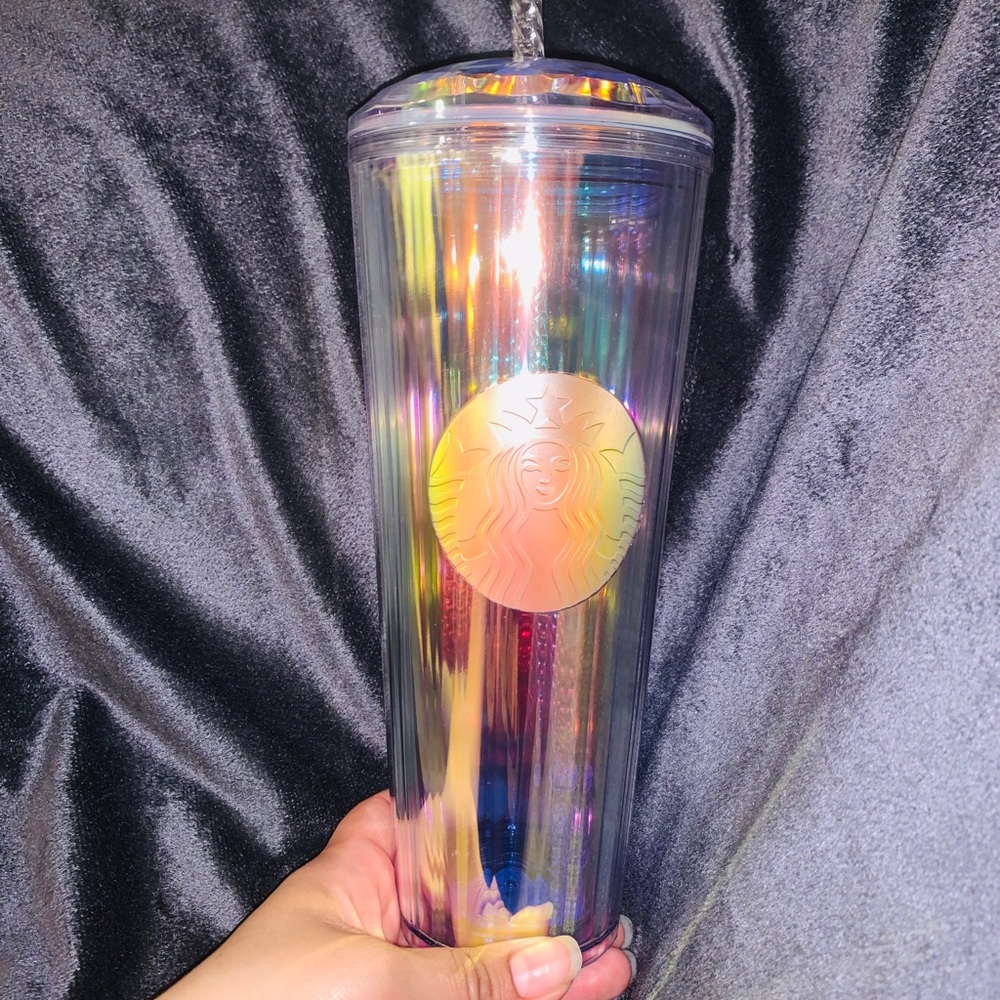 Iridescent Starbucks Tumbler ✨🤍